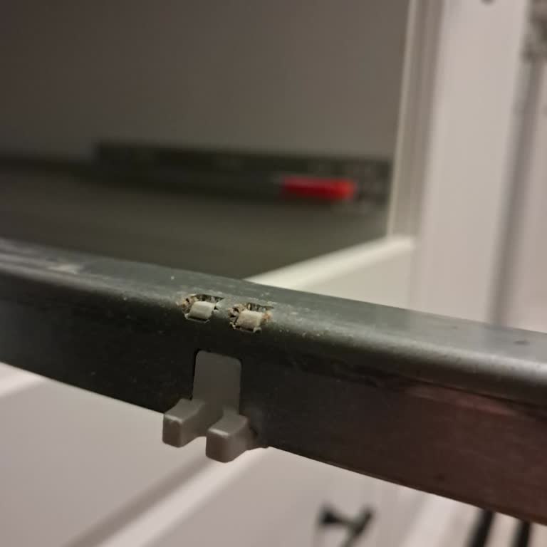 Çekmece Parçası Eksikliği Mutfak Kullanımını Zorlaştırıyor, Yedek Parça Talebim Cevapsız Kaldı