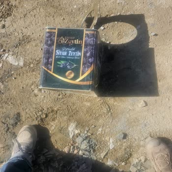Lezzet Zeytin Tenekesinde Yaşanan Hijyen Sıkıntısı