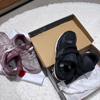 New Balance Kids’ 9060 Pink Sneakers Got Dirty After First Use