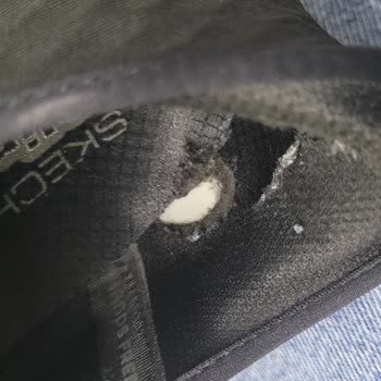 Yüksek Fiyatlı Ayakkabı 2 Ayda Deforme Oldu, Mağazadan Dönüş Yok