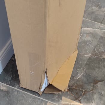 Sürekli Hasarlı Kargo Teslimatı Ve Dikkatsiz Taşıma Sorunu