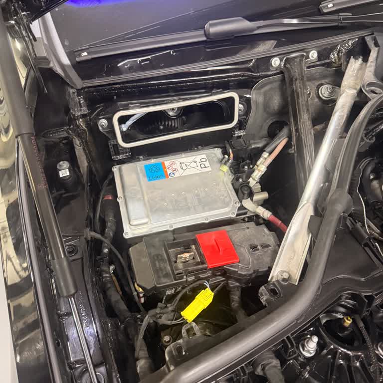 Garanti Kapsamındaki Akü Sorunu Nedeniyle Serviste Uzayan Bekleyiş Ve Mağduriyet