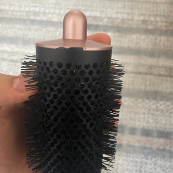 Dyson Airwrap Ek Aparatında 3 Haftada Boya Atması Ve Değişim Talebine Ret