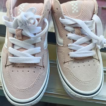 Teslim Alınan Vans Ayakkabıda Bariz Renk Farkı Ve Kullanılmış İzlenimi