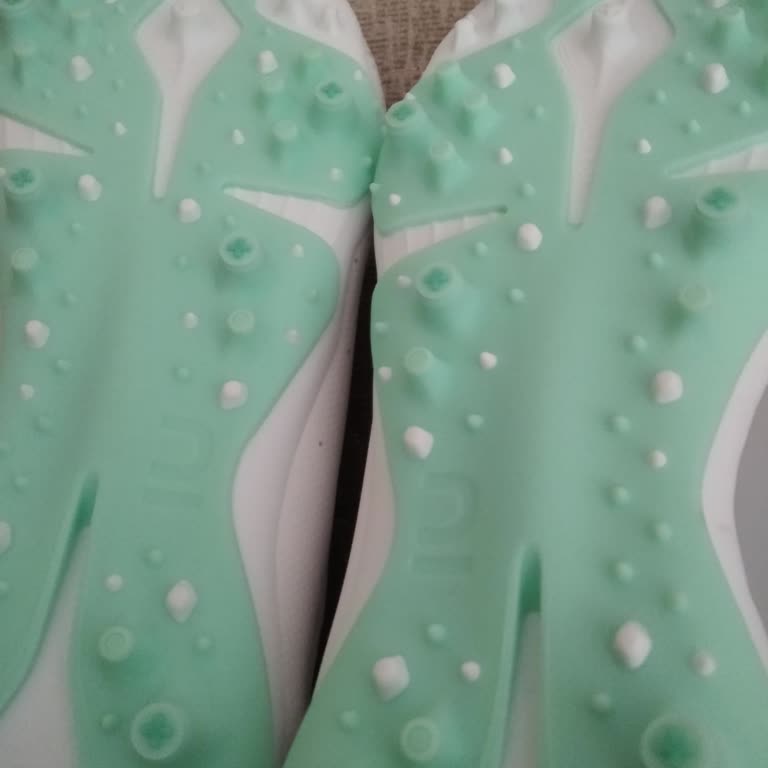 Decathlon Mall of Istanbul Store Request – Exchange for Defective Cleats