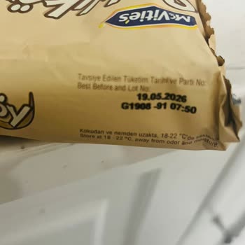 Beyaz Tabakalı Ve Ekşi Tatlı Bisküvi: Tazelik Sorunu