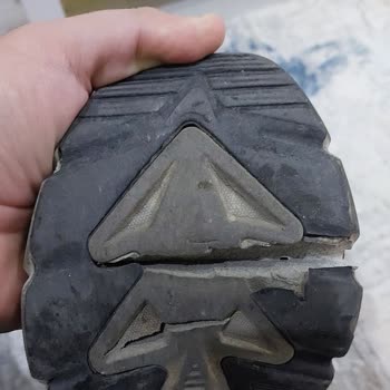 Kısa Sürede Tabanı Yarılan Ayakkabı İçin Değişim Talebim Reddedildi