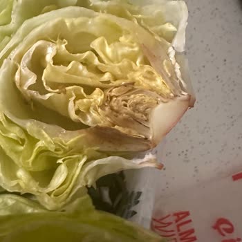 Çiğköftem'den Çürük Ürün Ve İlgisiz Şube Mağduriyeti