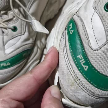 Kısa Sürede Deforme Olan Ayakkabı Ve Yetersiz Mağaza Desteği Nedeniyle İade Talebi