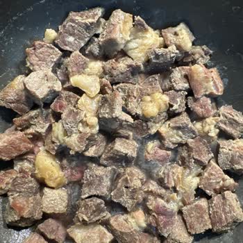 Metro Market'ten Satın Alınan Dondurulmuş Et Bozuk Çıktı, Para İadesi Talebi