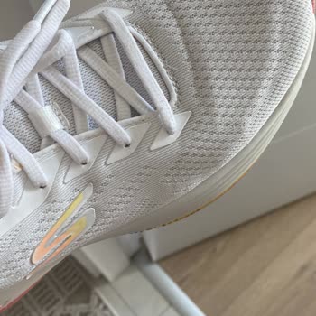 Skechers Ayakkabıda Beklenmedik Yırtılma Ve Ret Mesajı Mağduriyeti