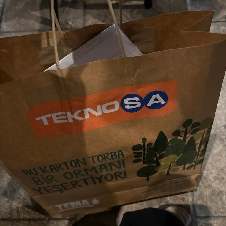 Kasiyerin Kaba Davranışı Ve Poşet Verilmemesi Mağaza Deneyimini Olumsuz Etkiledi