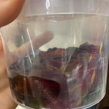 Aldığım Jelibonlar Erimiş Ve Lezzetsiz Çıktı, Müşteri Hizmetlerinden Çözüm Alamadım