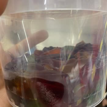 Aldığım Jelibonlar Erimiş Ve Lezzetsiz Çıktı, Müşteri Hizmetlerinden Çözüm Alamadım