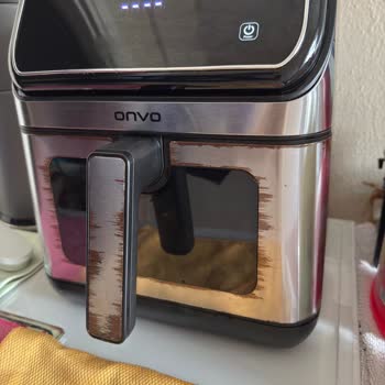 Onvo Airfry Cihazında Oksitlenme Ve Servis İlgisizliği