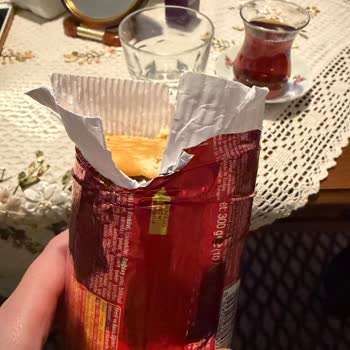 Ülker Çokoprens Ambalajı Açılırken Bisküviler Dağılıyor, Para İadesi Talep Ediyorum