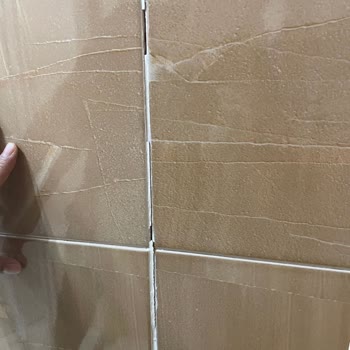 Demir İnşaat (Demir Grup) Ayışığı Vadi Evleri'nde Ciddi İşçilik Sorunları
