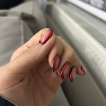 Beklentileri Karşılamayan Nail Art Deneyimi Ve İletişim Sorunu