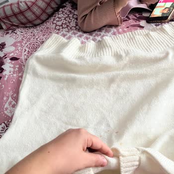 Satın Aldığım Triko Üründe Pas Lekesi Ve Müşteri Hizmetlerine Ulaşamama Sorunu