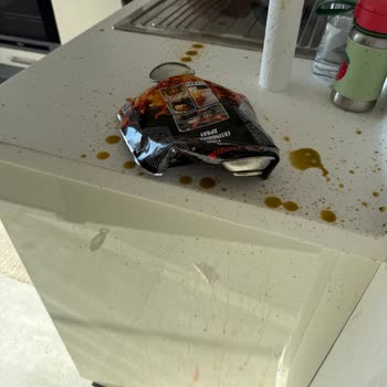 Caldini Kimya Söndürme Tüpü Mutfakta Hiçbir Müdahale Olmadan Kendiliğinden Patladı