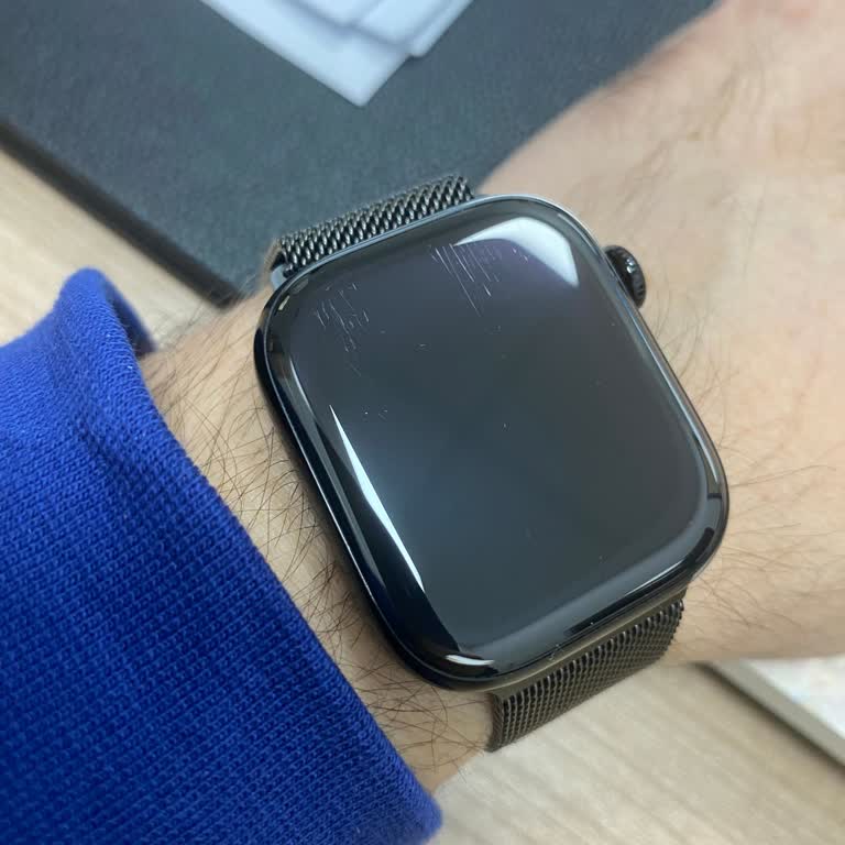 Apple Watch Ekranında 1 Ayda Oluşan Çizikler Ve Değişim Talebimin Reddi