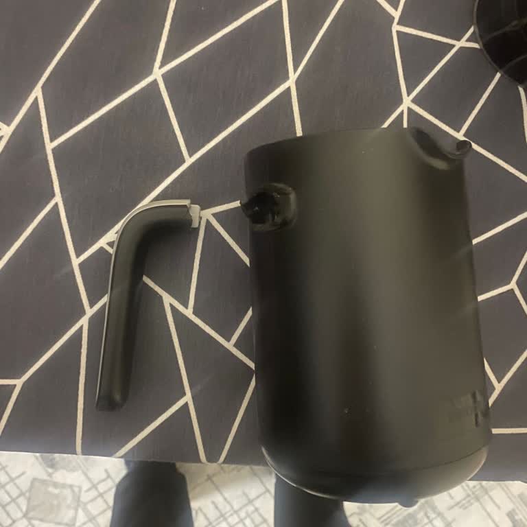 Arızalı Kahve Makinesi Servisten Her Seferinde Daha Kötü Halde Geri Geliyor