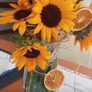 Onayladığım Aranjmandan Farklı Ve Solmuş Çiçekler Teslim Edildi Geri Dönüş Alamadım