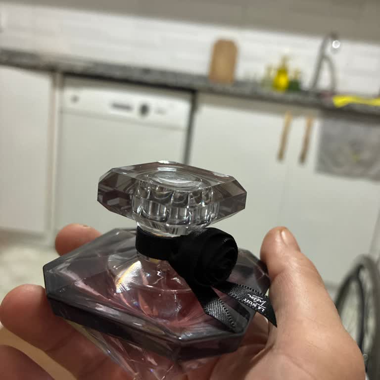 Bozulmuş Parfüm Ve Yorum Sansürü: Lancom'a Güvenim Kalmadı