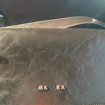 Yeni Alınan Çantanın Metal Yazı Harfleri Kısa Sürede Çıktı, Onarım Veya Değişim Talebi