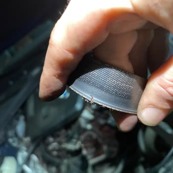 BMW 1 Serisi'nde 7 Yıldır Çözülemeyen Krank Kasnağı Ve Kayış Sorunu