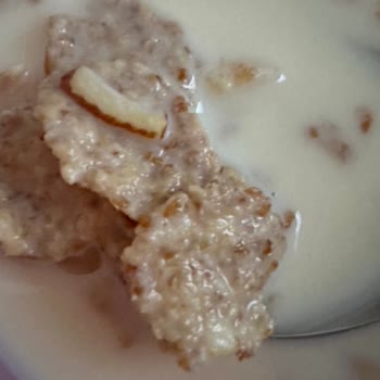 Nestle Nesfit Ballı Bademli Yulaflı Üründe Diş Kıracak Kadar Sert Parçalar