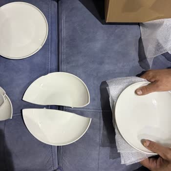 Kırık Gelen Yemek Takımı İçin Müşteri Hizmetlerine Ulaşamıyorum