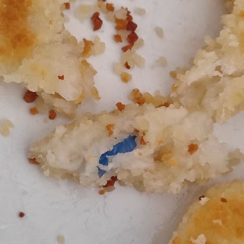 Dondurulmuş Soğan Halkasından Poşet Çıkması Şok Etti!