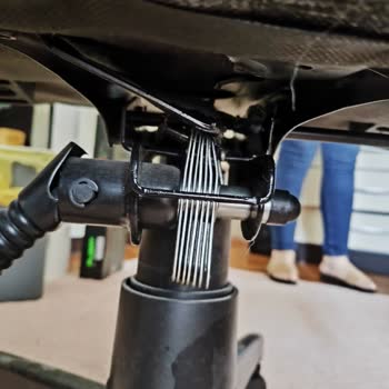 Arızalı Koltuk Ve Yetersiz Müşteri Desteği