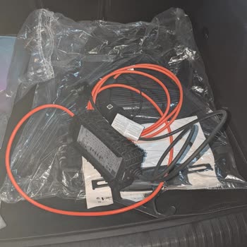 Peugeot 3008 Şarj Kablosu Uyumsuzluğu Yüzünden Aracı Kullanamıyorum