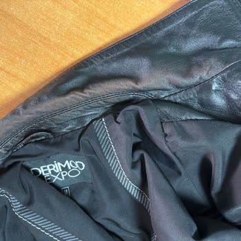 Derimod Deri Cekette 1 Ayda Deformasyon Ve Yetersiz Çözüm Önerisi Mağduriyeti