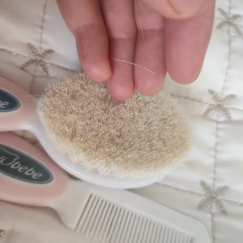 Aldığım Fırça Tarak Setinin Kılları Dökülüyor, İade Talep Ediyorum