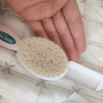 Aldığım Fırça Tarak Setinin Kılları Dökülüyor, İade Talep Ediyorum