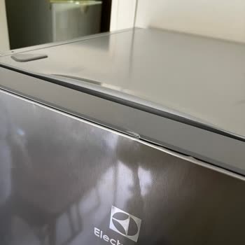 Aldığım Buzdolabı Hasarlı Çıktı, 1 Aydır Değişim Yapılmadı