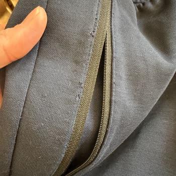 Bir Kez Giyilen Eşofman Altı Dikişlerinden Ayrıldı, İade Talebim Reddedildi