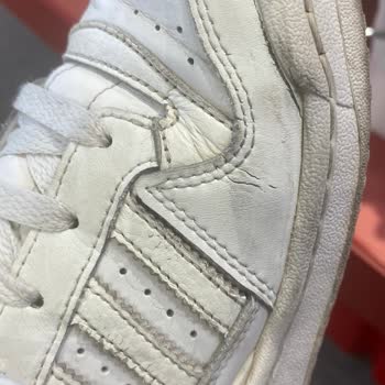 Kısa Sürede Yırtılan Ayakkabı İçin İnceleme Talebim Reddedildi, Mağduriyet Yaşıyorum