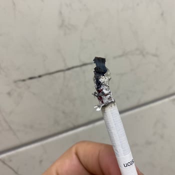 Winston Slender Q Line Cigarettes Contain Foreign Materials Like Wood