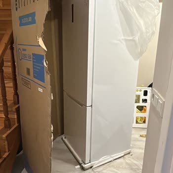 Hasarlı Buzdolabı Teslimatı Ve İade Sürecindeki Mağduriyet