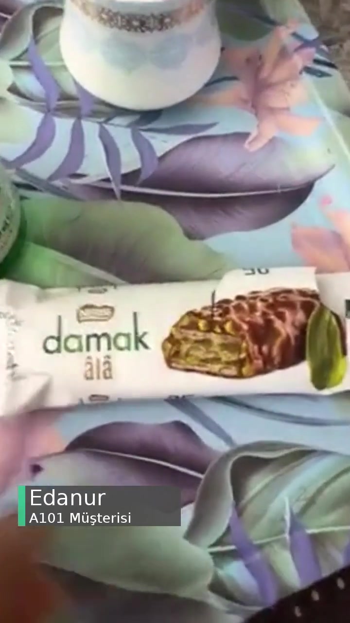 A101 Damak Çikolata Küflenmiş videonun kapak resmi