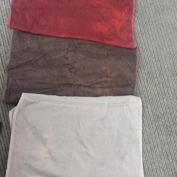 Aldığım Havlu Ve Yastık Kılıfları Kısa Sürede Renk Attı, Mağdur Edildim!