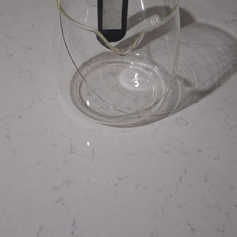 Garanti Süresi Biter Bitmez Cam Demlik Kırıldı, Destek Bekliyorum