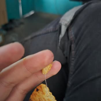 Eti Burçak Bisküvide Yabancı Madde Şoku: Sağlığım Tehlikeye Girdi