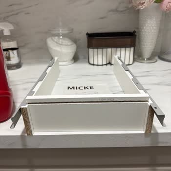 IKEA'dan Alınan Masanın Eksik Parçası İçin Ücret Talep Edilmesi Mağduriyet Yarattı