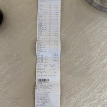 IKEA'dan Alınan Masanın Eksik Parçası İçin Ücret Talep Edilmesi Mağduriyet Yarattı