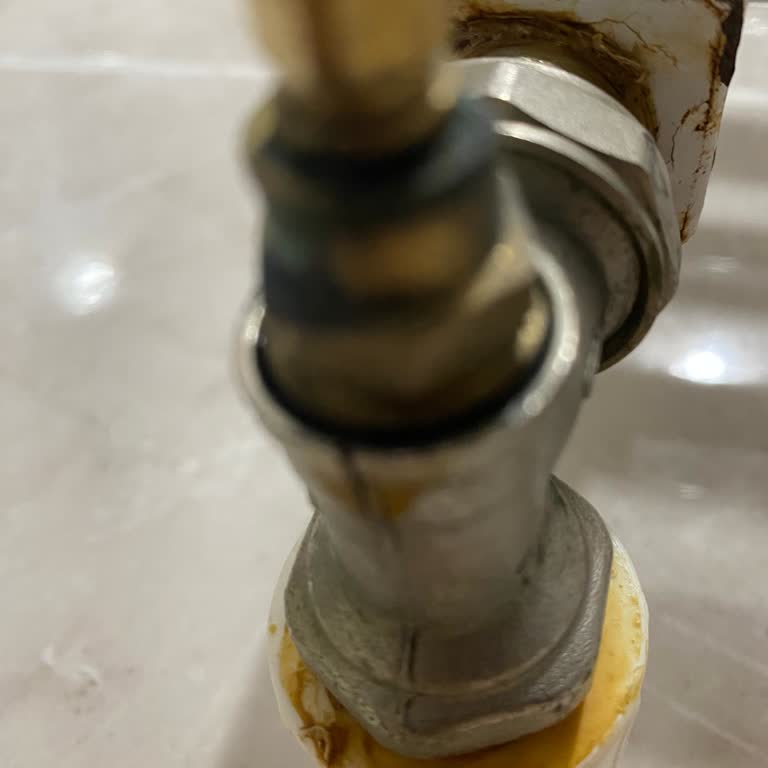 Kombi Petek Bakımı Sonrası Isı Sorunu Ve Su Baskını